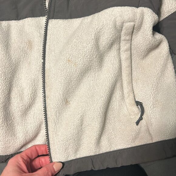 The North Face Fleece zip up Jacket - Picture 7 of 9
